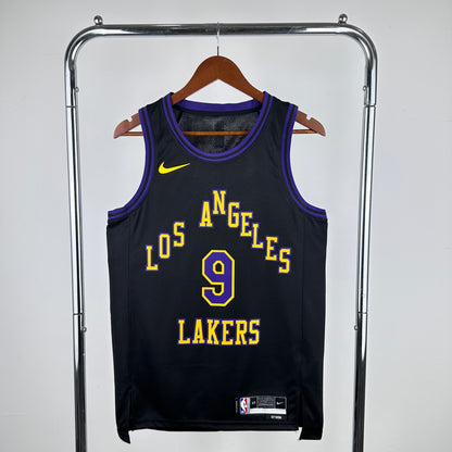 Temporada 24 Lakers No. 9