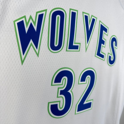 Timberwolves Temporada 24 Retro