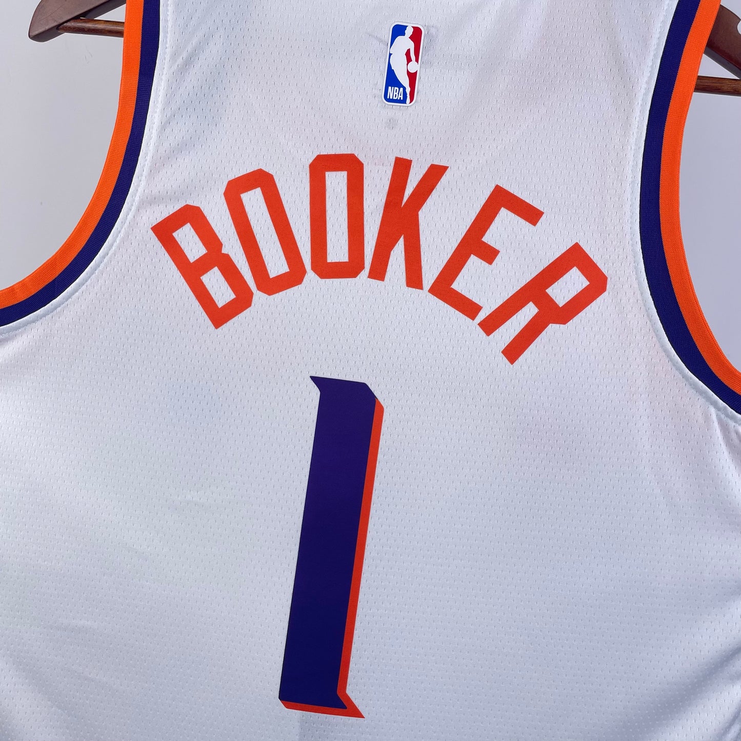 1 Booker Suns en la temporada 24