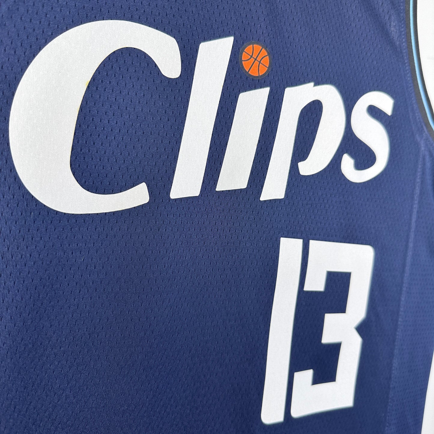 Versão do Clippers City nº 13 George  24ª temporada