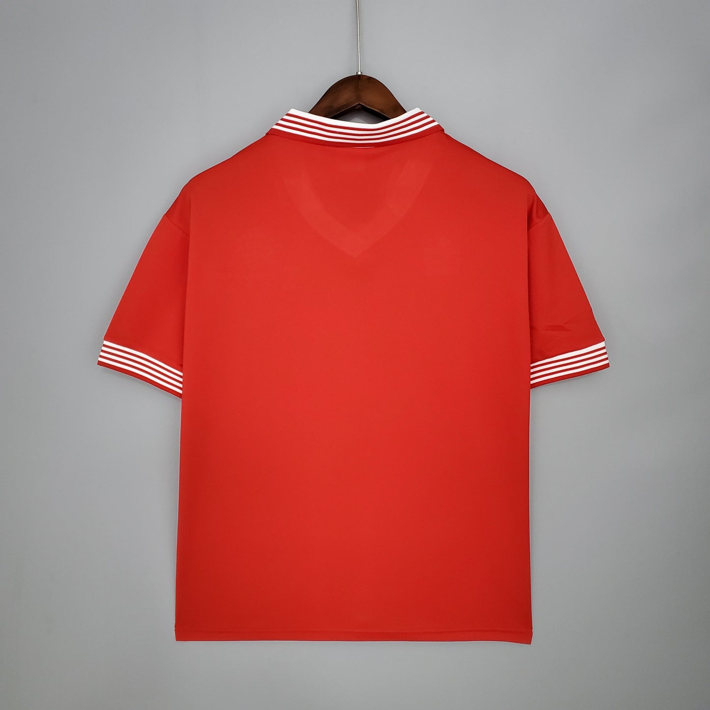 MANCHESTER UNITED I 1977 HOMBRE (RETRO)