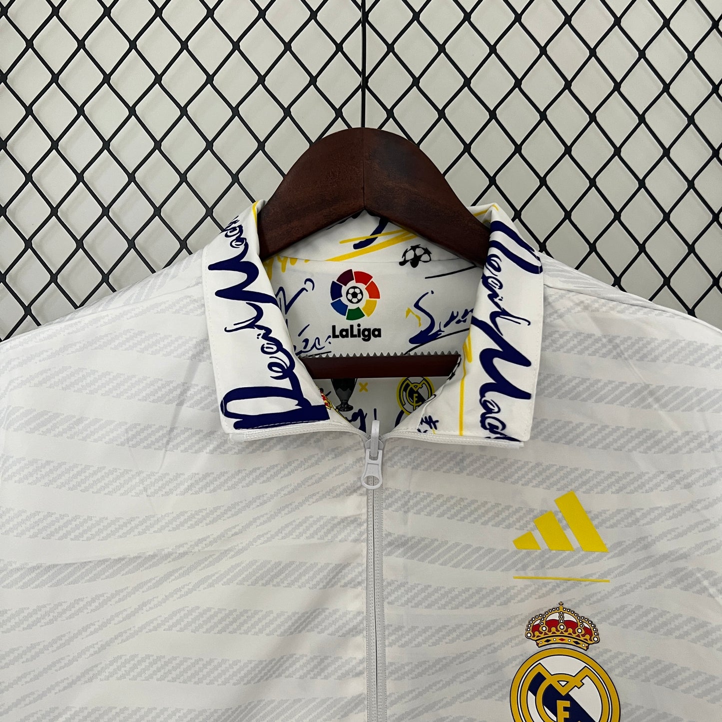 Venta de cortes de doble cara 24/25 Real Madrid