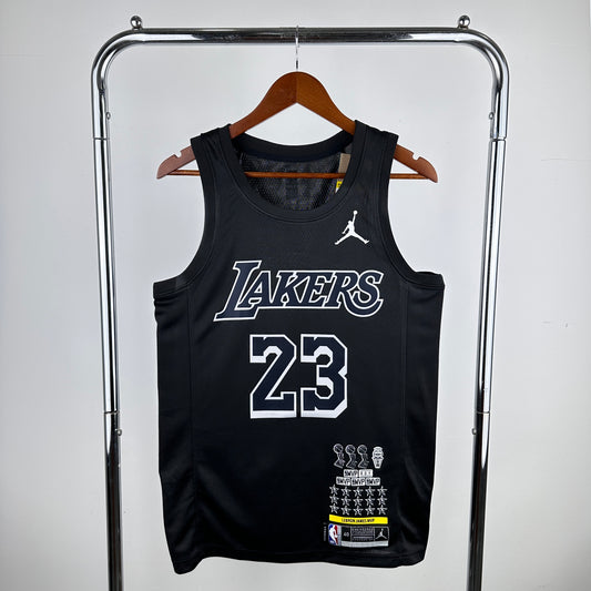 akers Black Glory Edição nº 23 James