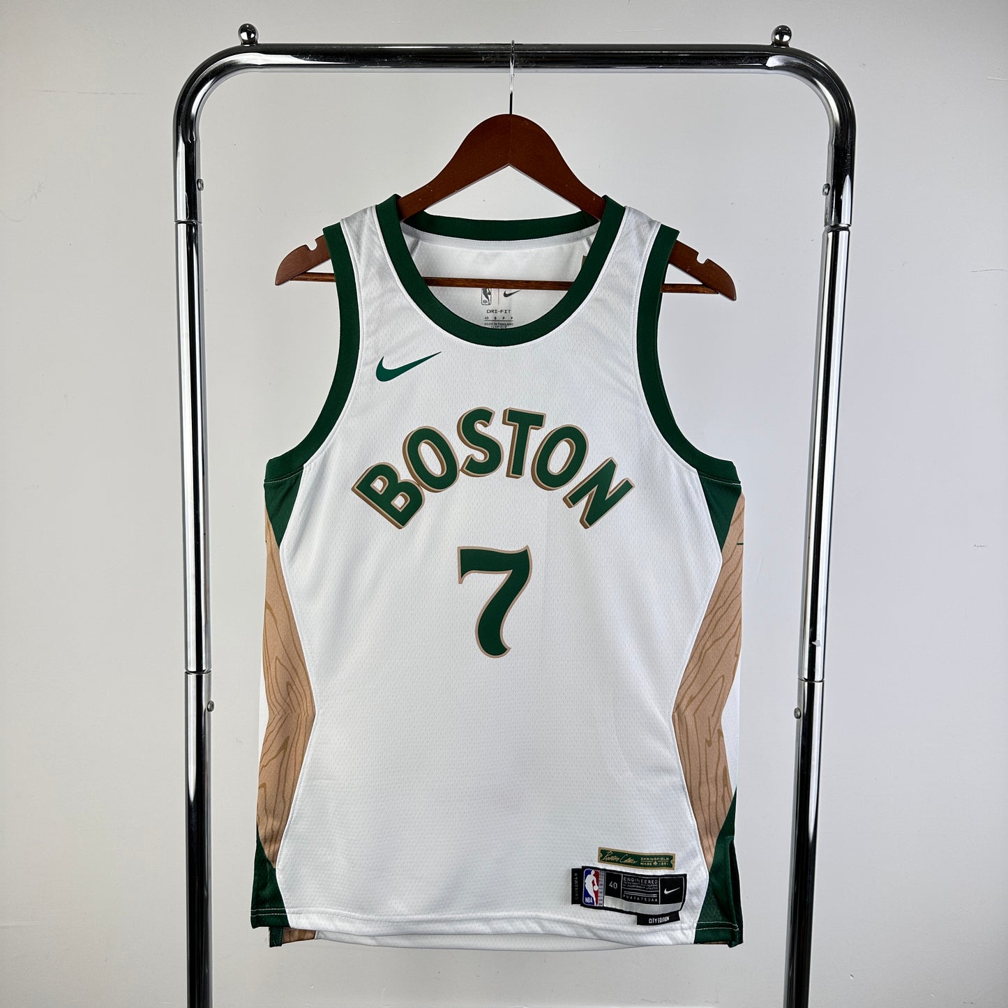 Celtics City Edition No. 7 Brown na 24ª temporada