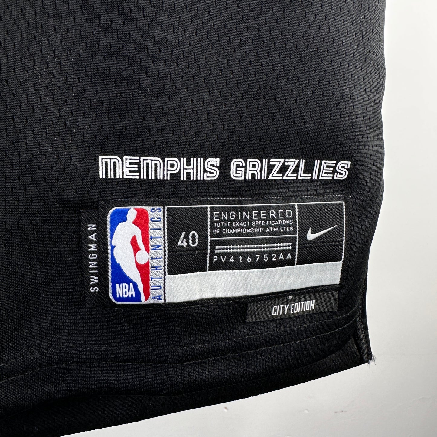 Temporada 24 Grizzlies City Versión No. 22 Bane